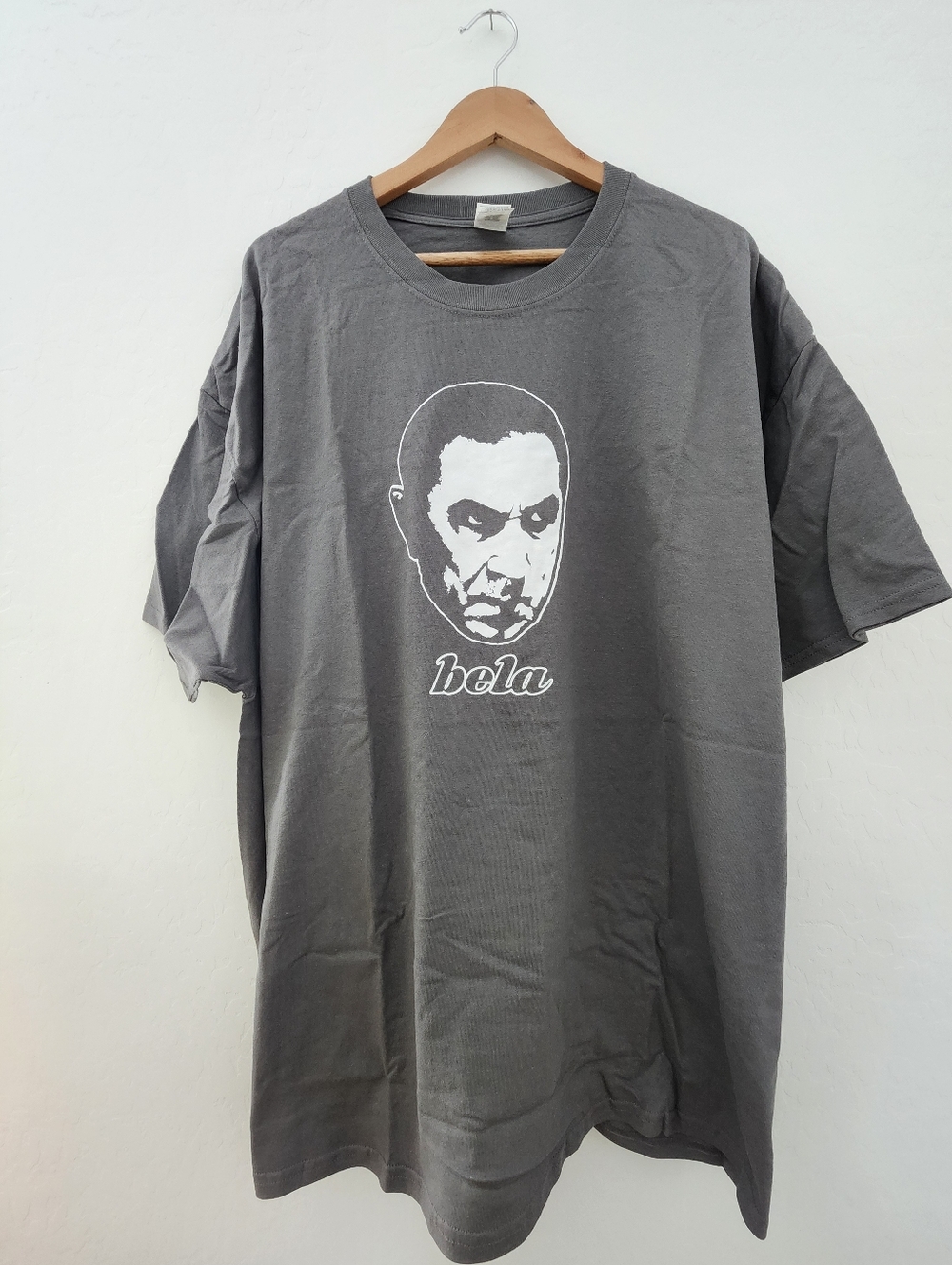 New Gildan Bela Graphic Tee - Gray Men’s T-Shirt, Double Stitched, Cotton, 3XL